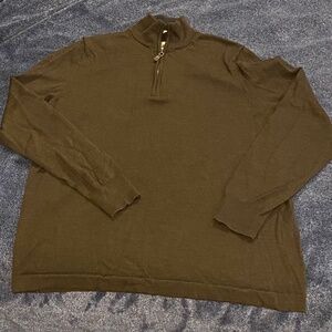 Joseph Aboud (Men’s Warehouse) Sweater.